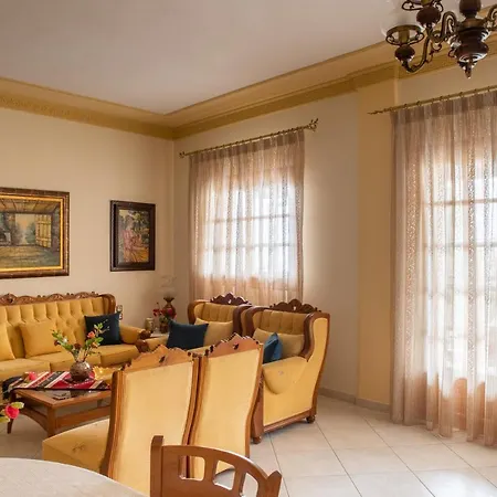 Violetta's House παραδοσιακή στην Villa