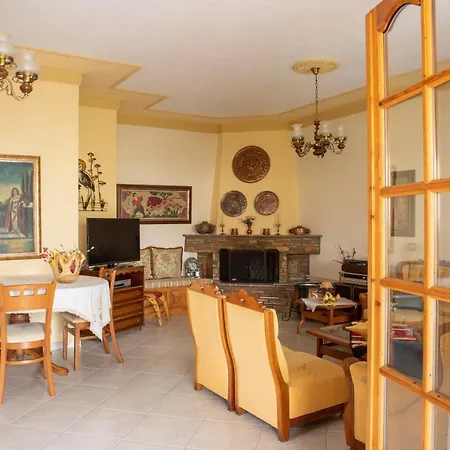 Villa Violetta's House παραδοσιακή στην Portaria (Magnesia)